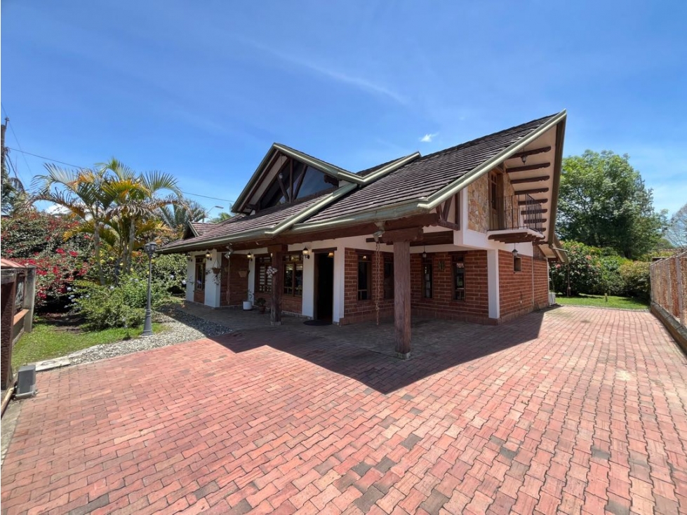 CASA EN RIONEGRO SECTOR GUALANDAY