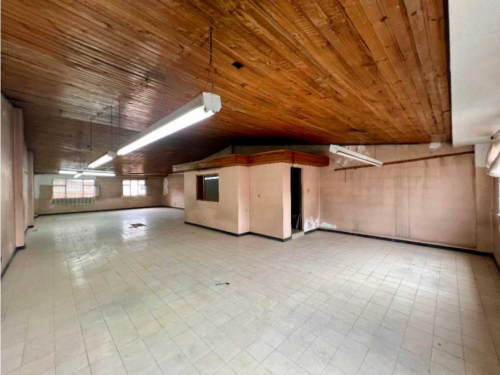 Casa en San Carlos de 8*32 m