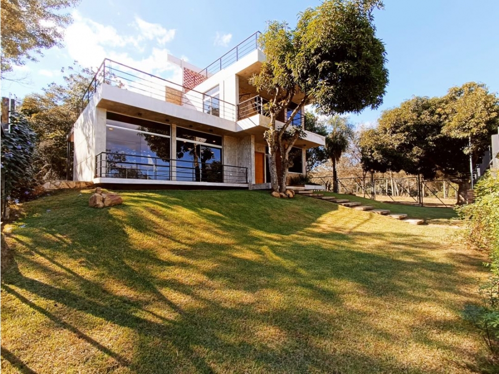 Casa en Sanber zona la Suiza - hermosa vista-patio y piscina - 2