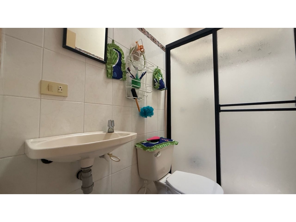 Casa en segundo piso sector payuco — foto 3