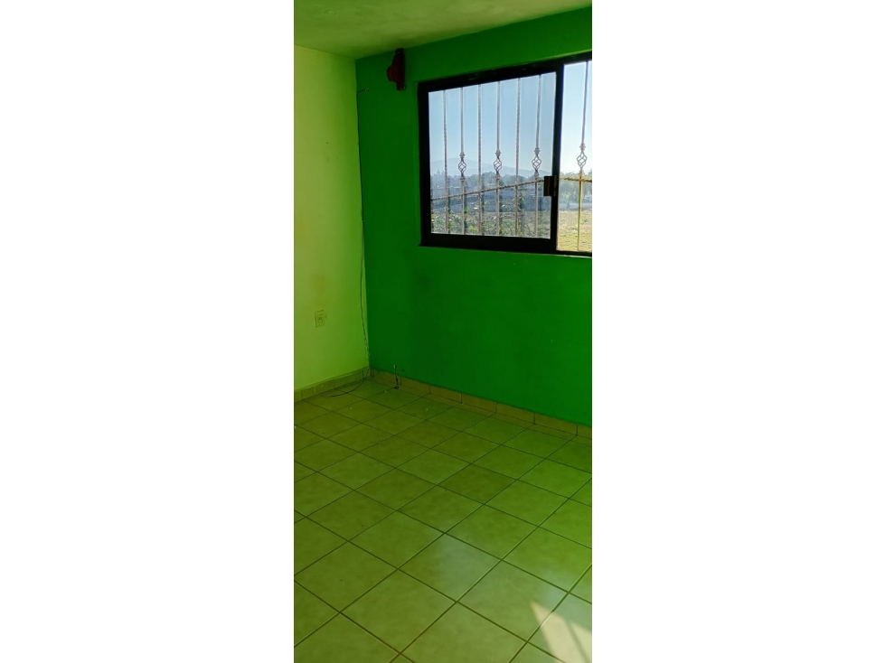 Casa en Tecámac | Remate Adjudicado con 3 Recámaras y Jardín — foto 4