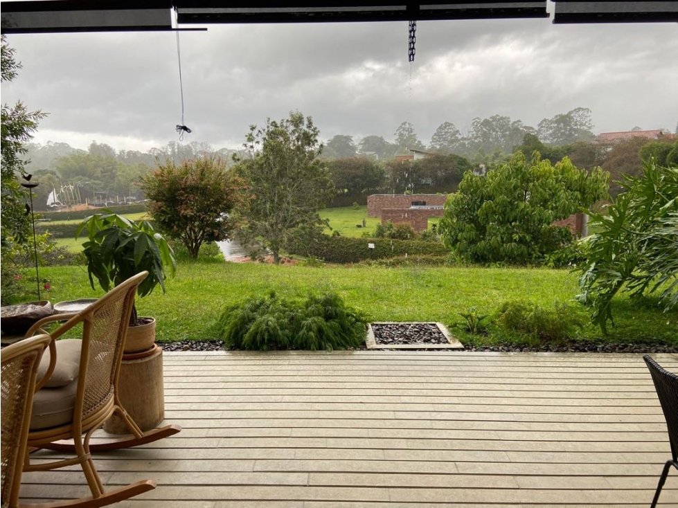 CASA EN UNIDAD CERRADA AL LADO DEL CLUB LLANOGRANDE — foto 6