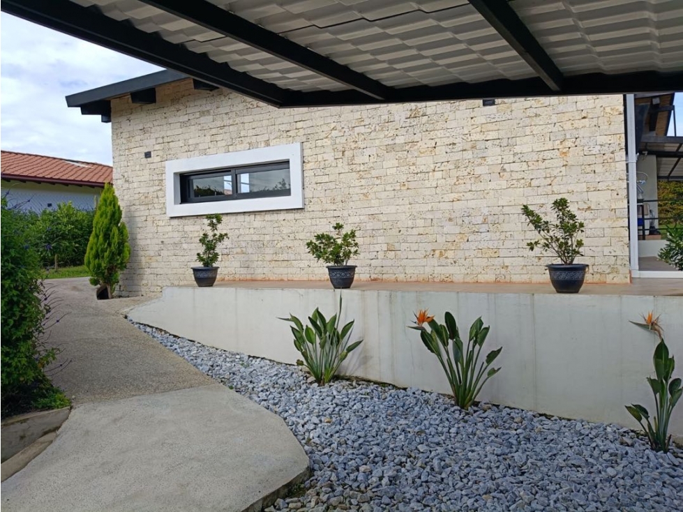 CASA EN UNIDAD CERRADA.UN SOLO NIVEL.CARMEN DEL VIBORAL — foto 4