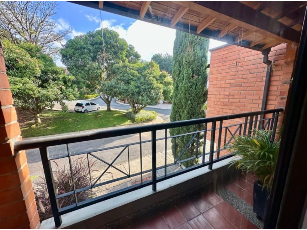 CASA EN UNIDAD CERRADA ENVIGADO LOMA DEL ESCOBERO — foto 5