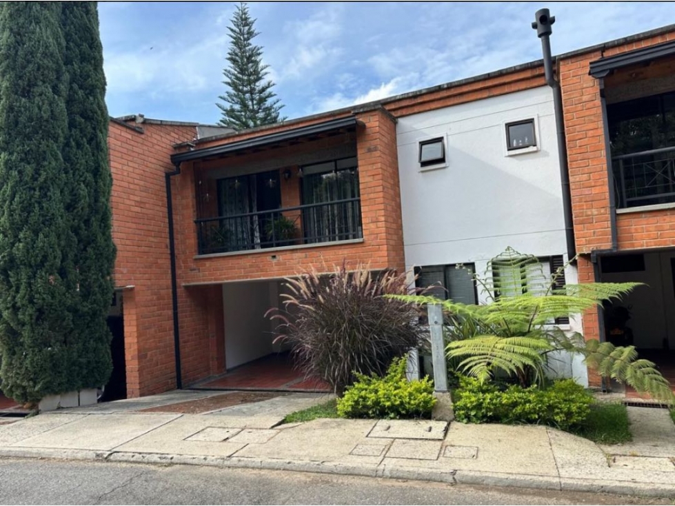 CASA EN UNIDAD CERRADA ENVIGADO LOMA DEL ESCOBERO — foto 6