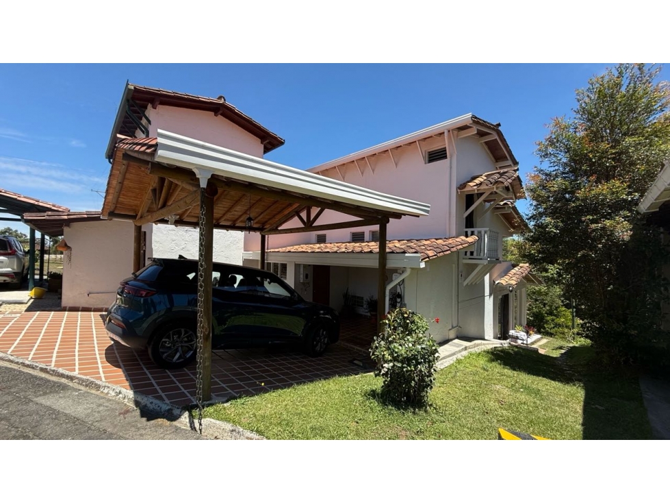 Casa en Urbanización cerrada Rionegro