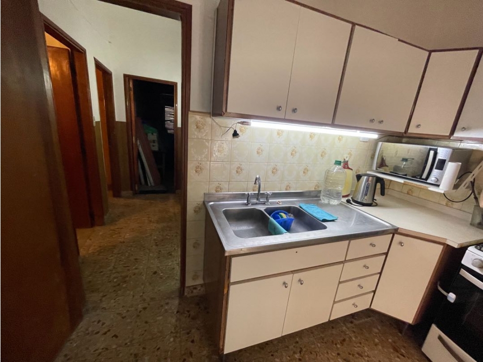 Casa en venta a refaccionar EN OPORTUNIDAD - 6