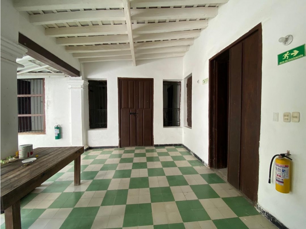 Casa en venta a una cuadra del parque de los novios — foto 3