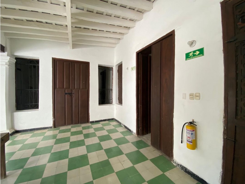 Casa en venta a una cuadra del parque de los novios — foto 4