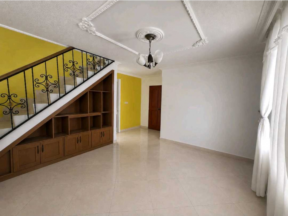 CASA EN VENTA AL SUR DE ARMENIA — foto 2