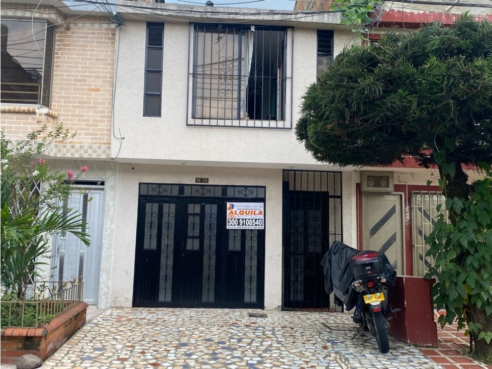 CASA EN VENTA AL SUR DE CALI BARRIO CRISTOBAL COLON