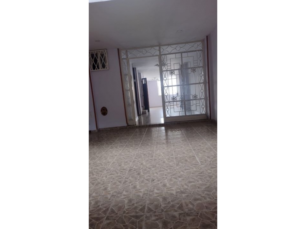 CASA EN VENTA AL SUR DE LA CIUDAD DE CALI BARRIO SANTA ISABEL — foto 4
