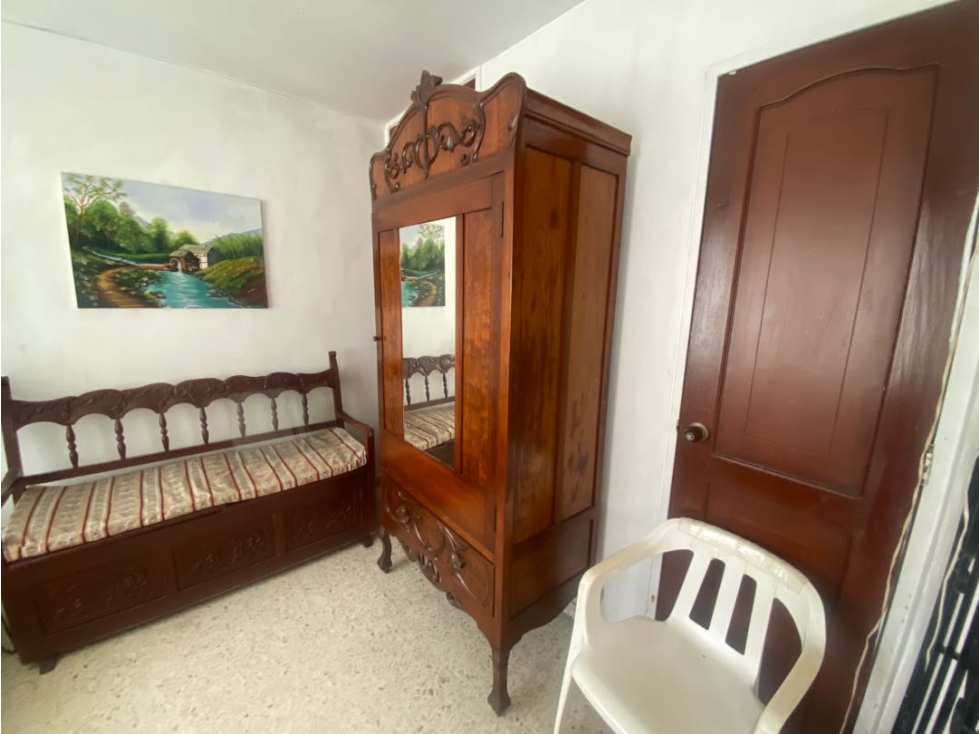 CASA EN VENTA AL SUR DE LA CIUDAD DE CALI BARRIO EL LIMONAR — foto 4