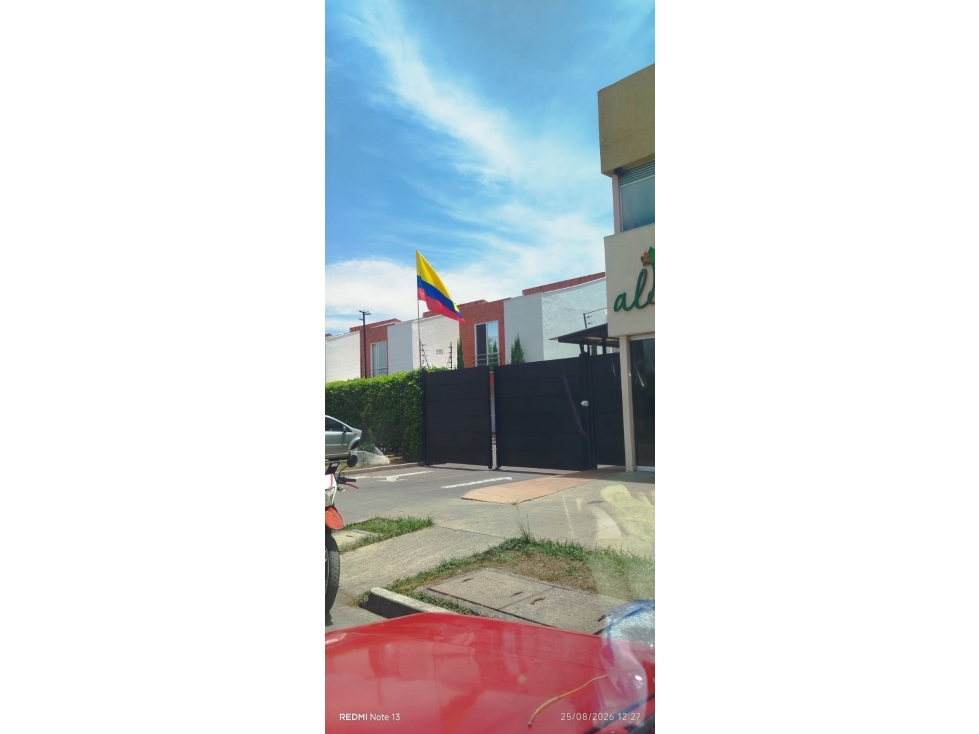 Casa en Venta | Alegra Jamundí | 84 m² | 3 Parqueaderos | Remodelada — foto 2
