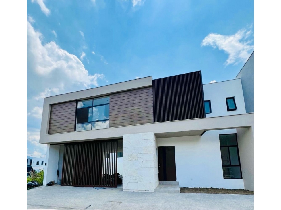 Casa en Venta Altares Residencial Santiago Nuevo Leon - 1