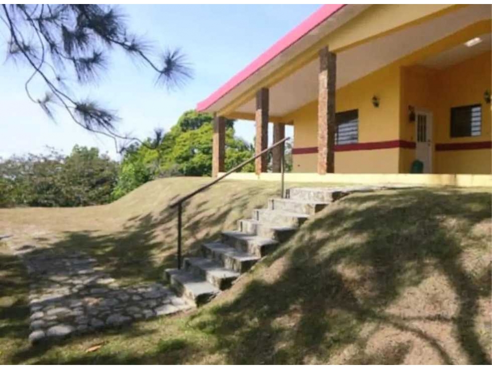 CASA EN VENTA ALTOS DE CERRO AZUL CON MUCHO TERRENO VISTA A LA CASCADA — foto 2