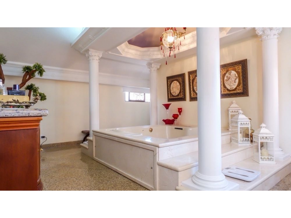 Casa en venta altos del poblado - 3