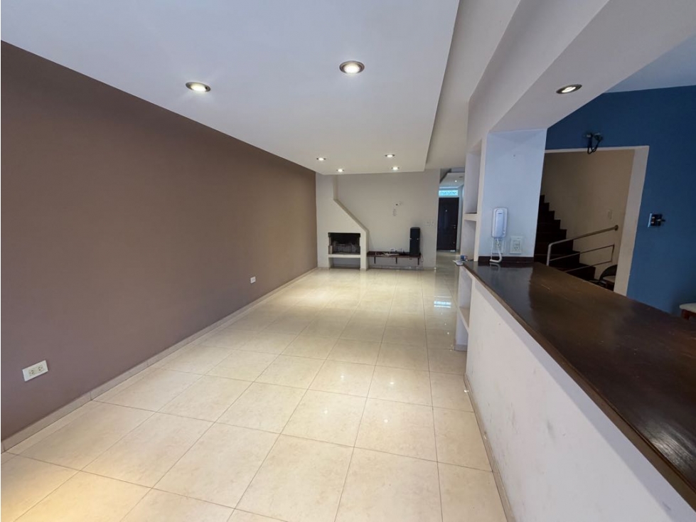 CASA EN VENTA AMPLIA, MODERNA Y FUNCIONAL España 1106 — foto 6