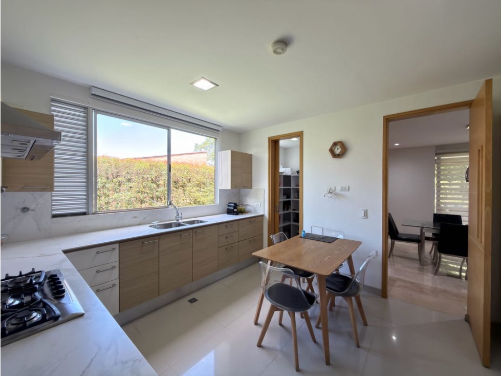 CASA EN VENTA EN ENVIGADO SECTOR EL ESCOBERO (PARTE BAJA) — foto 3