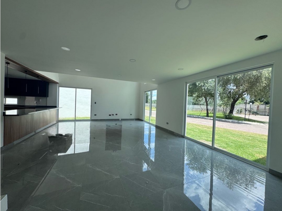 Casa en venta atrás de atrás de Plaza San Diego - 2