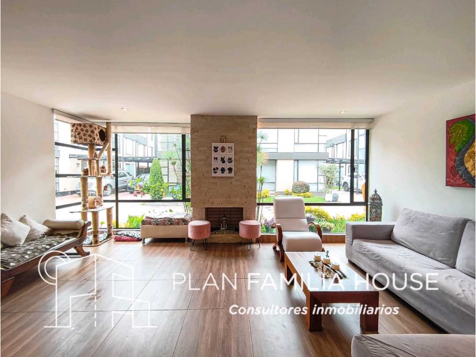 Casa en Venta Avalon hills Chia 3 niveles — foto 4