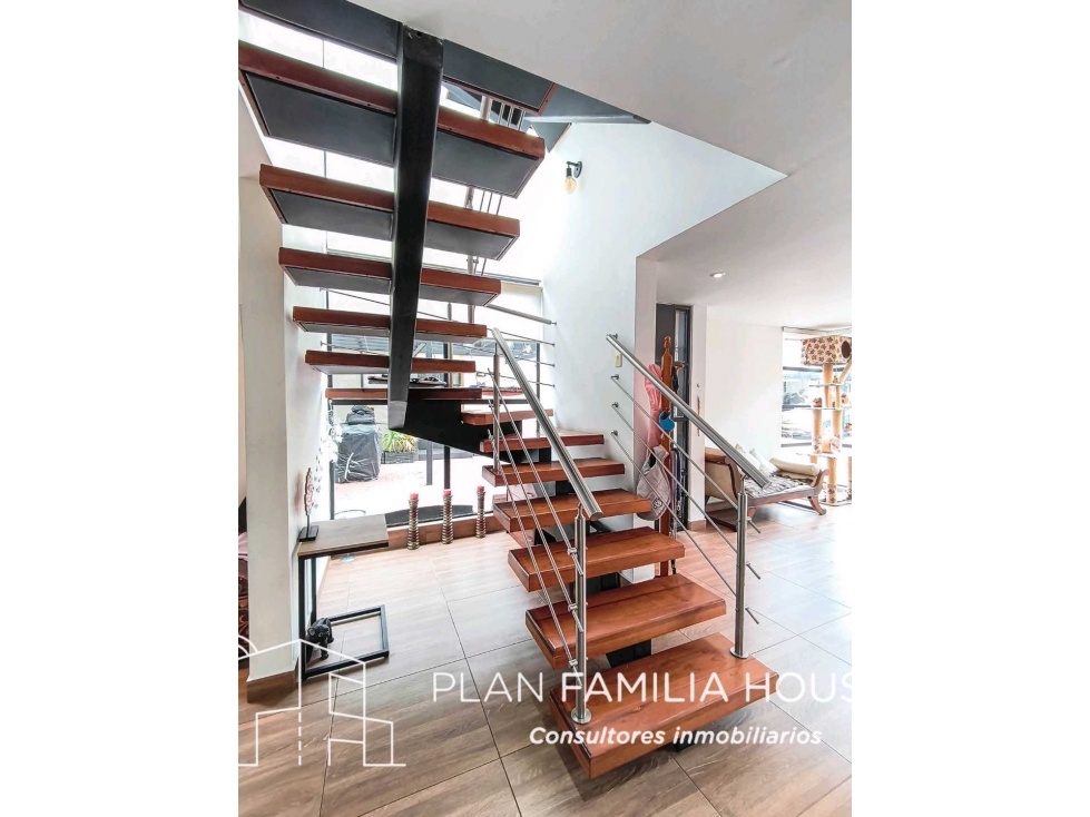 Casa en Venta Avalon hills Chia 3 niveles — foto 6