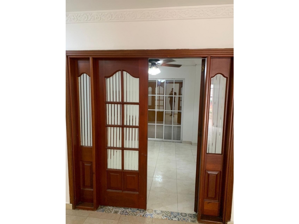 CASA EN VENTA AVENIDA DEL LIBERTADOR, CERCA BUENAVISTA, SANTA MARTA