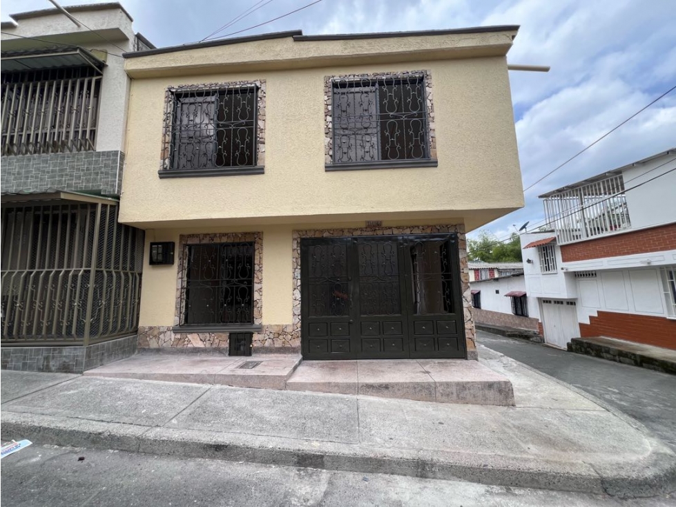 CASA EN VENTA B/ BRASILIA NUEVA