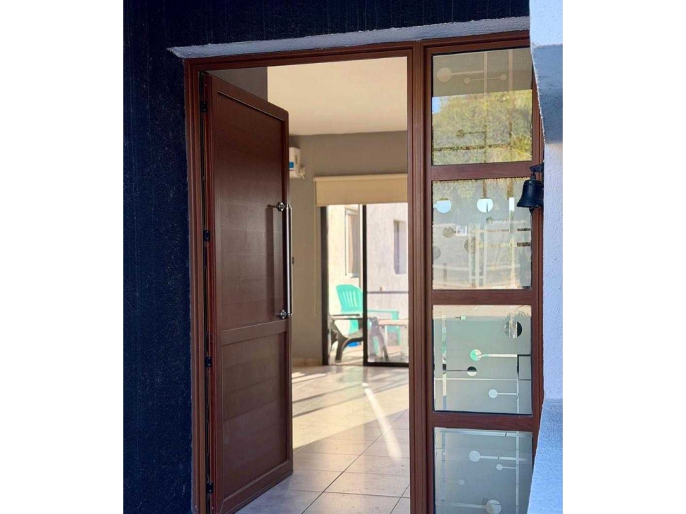 CASA EN VENTA B° CERRADO EL DORADO 2
SAN ANTONIO DE ARREDONDO - 6