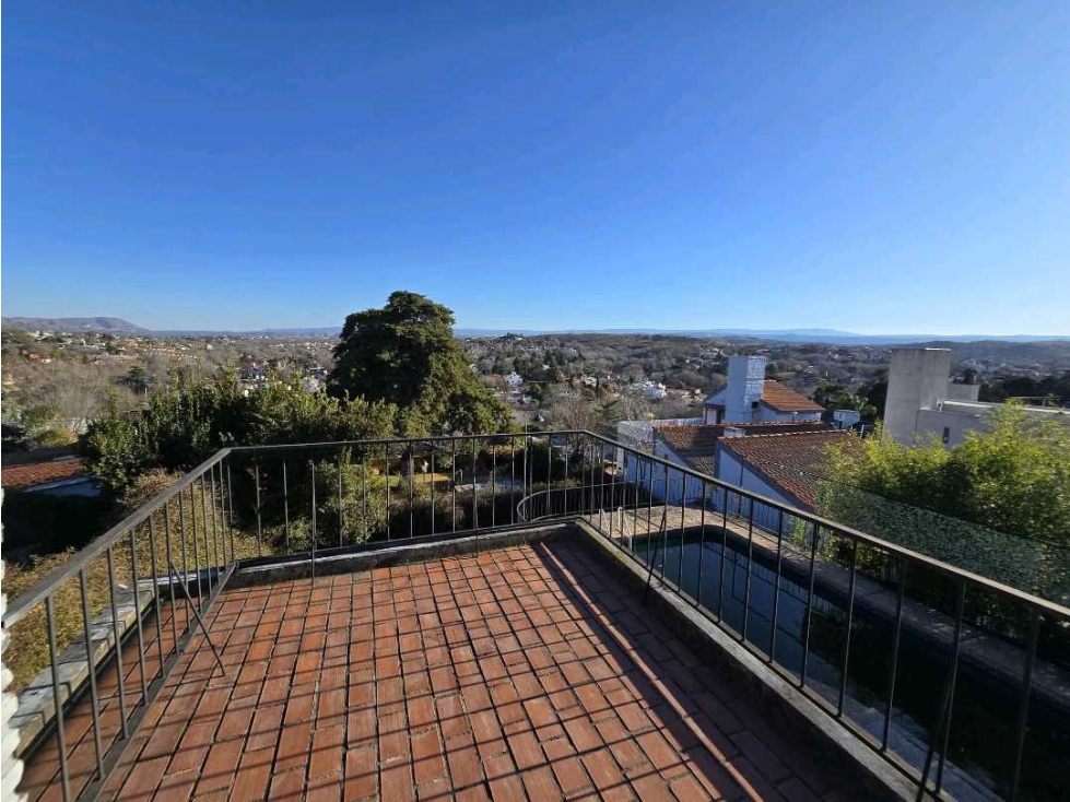 CASA EN VENTA B° LOS MANANTIALES, VILLA CARLOS PAZA solo 8 cuadras - 6