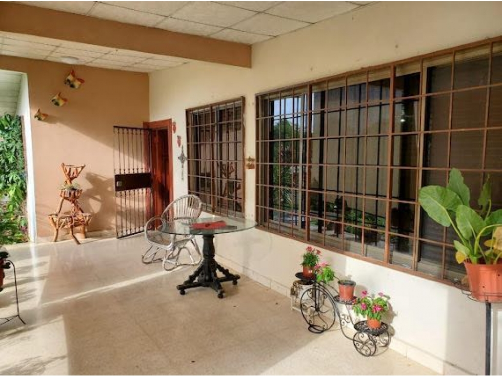 Casa en Venta Barrio Colón 3 Recámaras 5 Estacionamientos $165,000 — foto 5