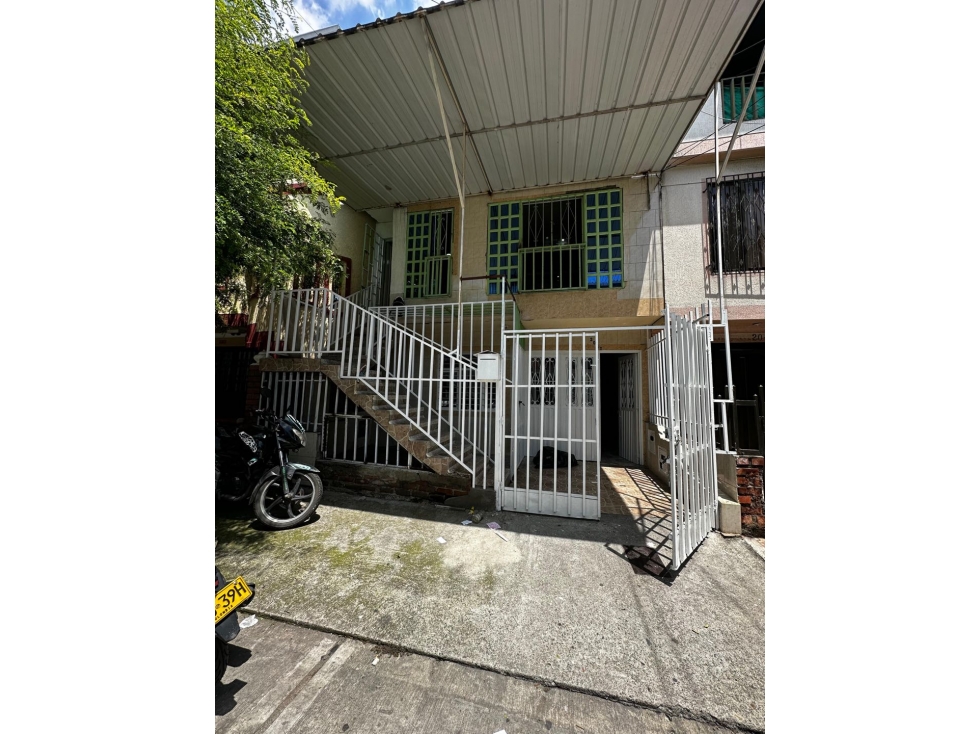 CASA EN VENTA BARRIO EL TREBOL EN PALMIRA VALLE