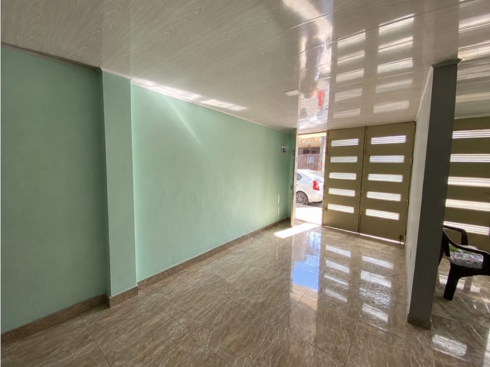 CASA EN VENTA BARRIO GRANADA - 6