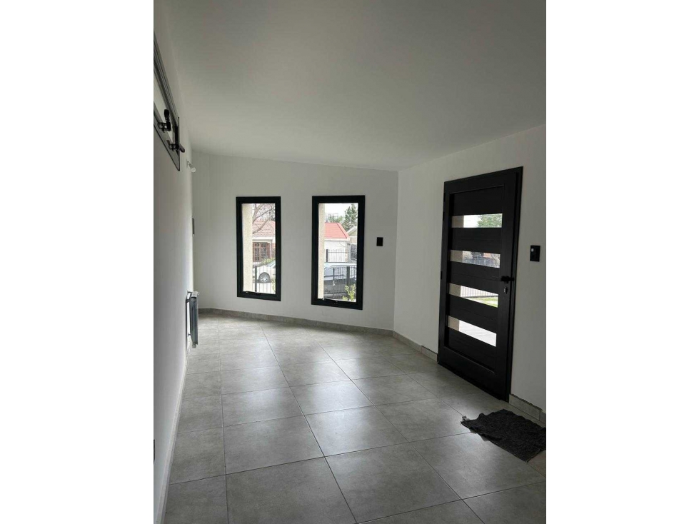 CASA EN VENTA BARRIO LA CUESTA, VILLA CARLOS PAZ Hermosa e impecabl - 2
