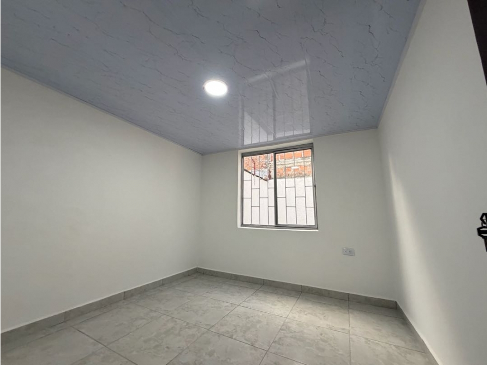 CASA EN VENTA BARRIO LAS BRISAS - 4