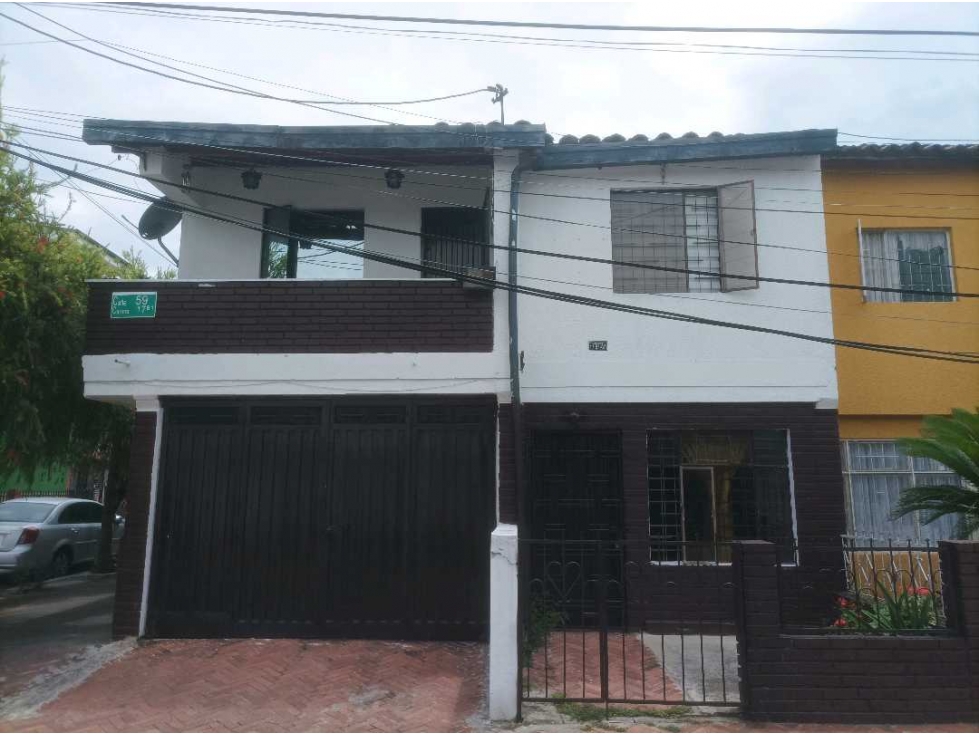 CASA ESQUINERA EN VENTA BARRIO RICAURTE - 3