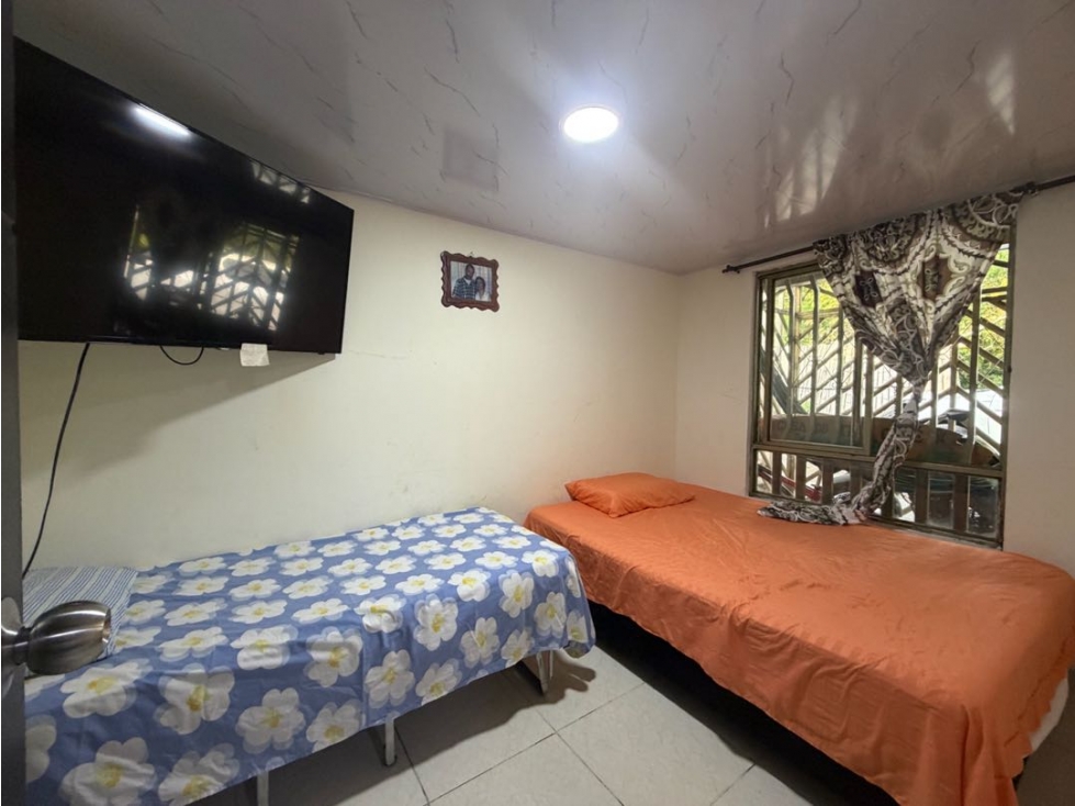 CASA EN VENTA BARRIO VILLA CAROLINA — foto 3