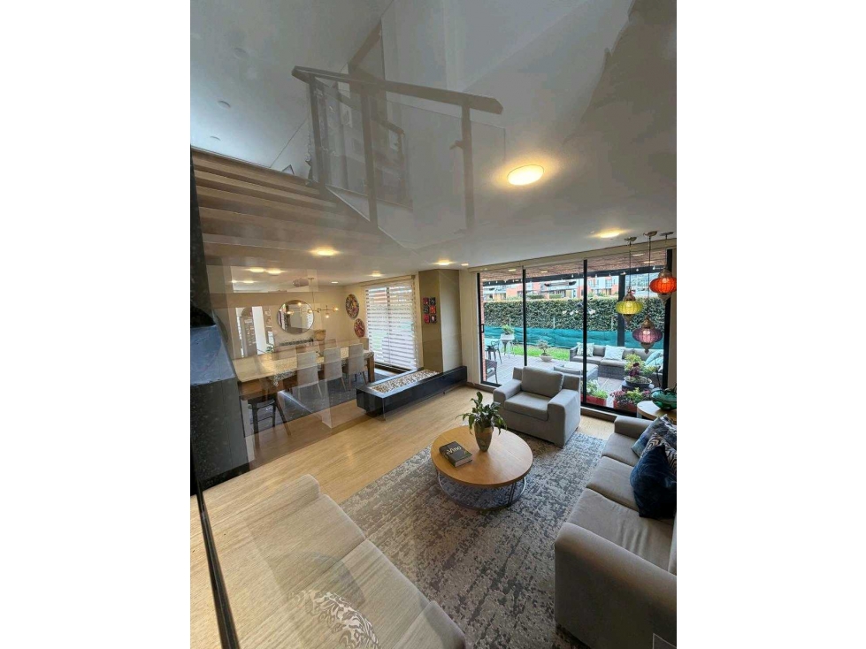 CASA EN VENTA CAJICA