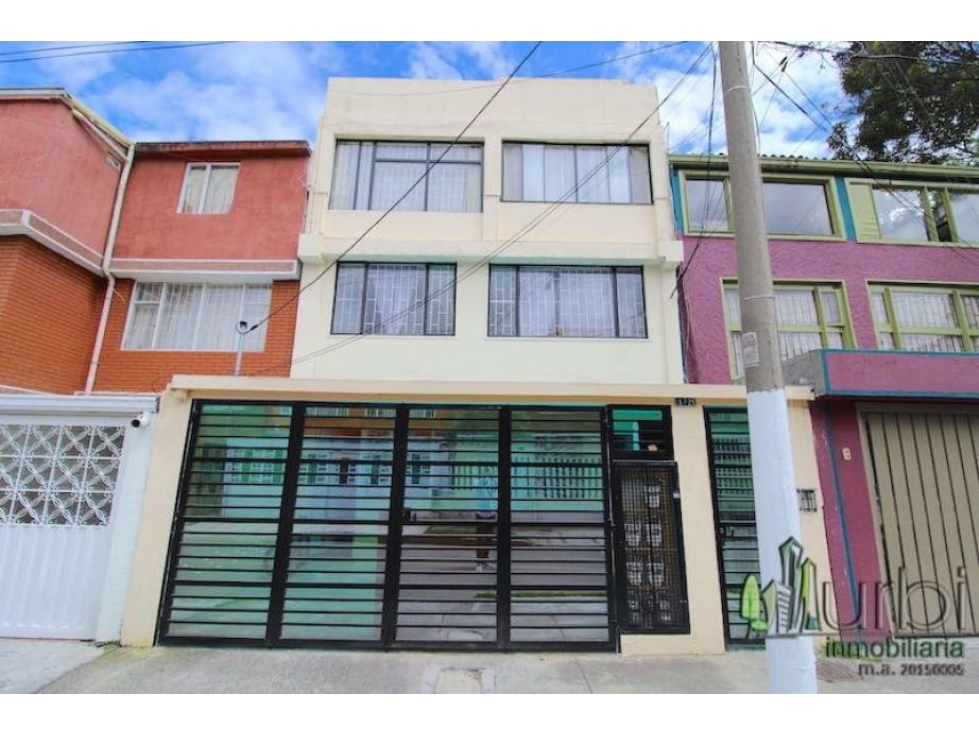 CASA EN VENTA CALAVERAS- CALAVERAS