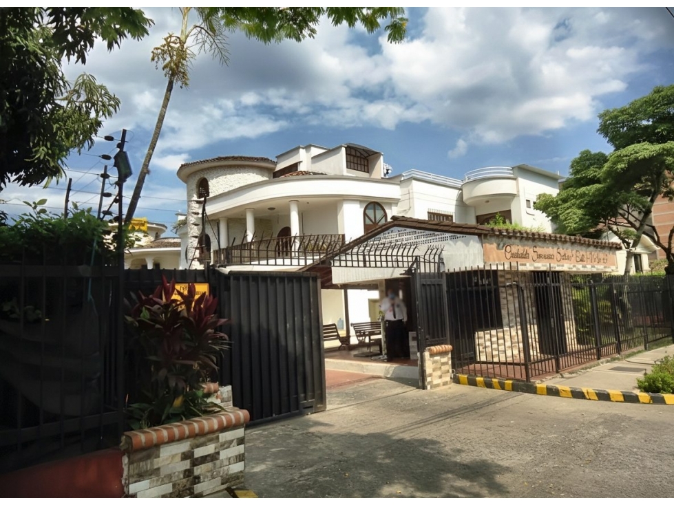Casa en venta - Cali