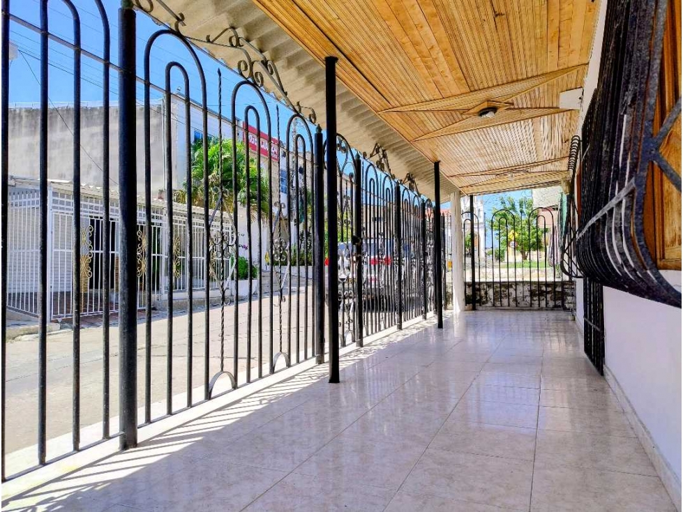 Casa más Apartamento en Venta Centro de Malambo - 5