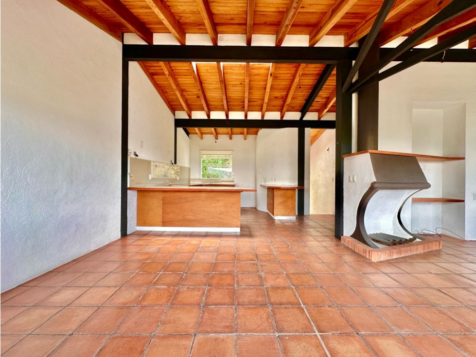 CASA EN VENTA | CENTRO DE VALLE DE BRAVO | VISTA AL LAGO — foto 4