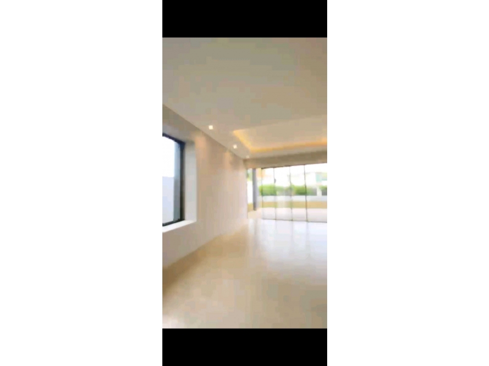 Casa en venta LISTA PARA ENTREGA MUY CERCA AL CC Ever Green Montería