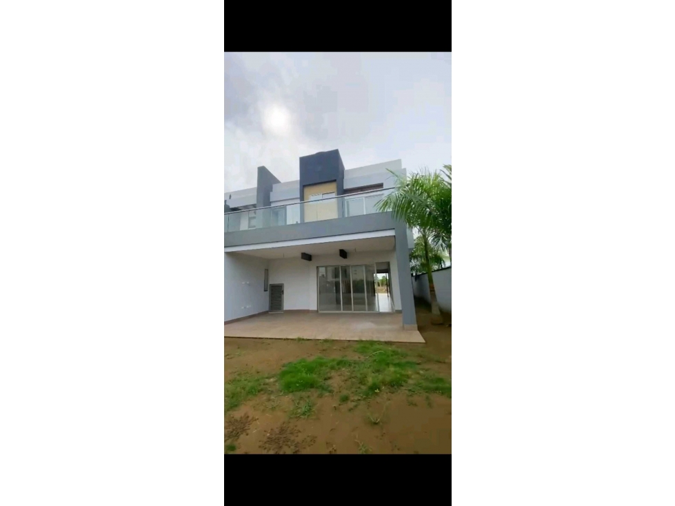 Casa en venta LISTA PARA ENTREGA MUY CERCA AL CC Ever Green Montería — foto 4