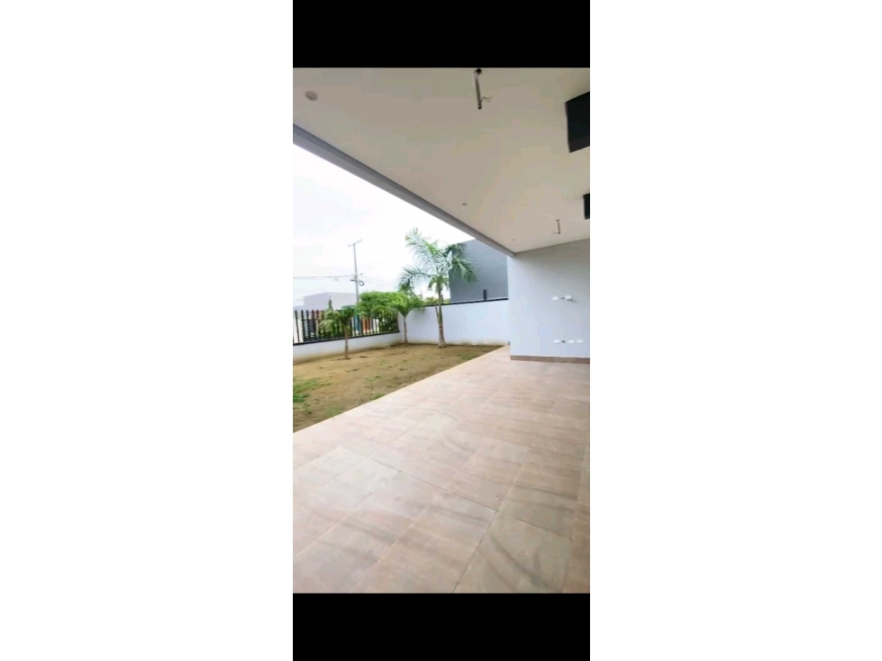 Casa en venta LISTA PARA ENTREGA MUY CERCA AL CC Ever Green Montería — foto 5