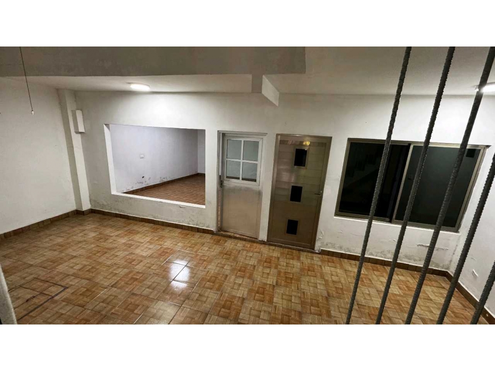 Casa en Venta, Cerca del centro de Cárdenas - 2