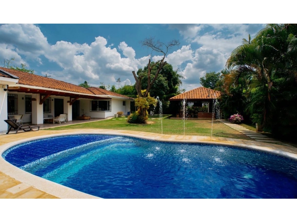 CASA EN VENTA CIUDAD JARDIN - 1