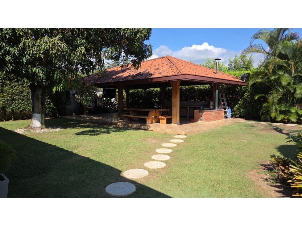 CASA EN VENTA CIUDAD JARDIN - 4