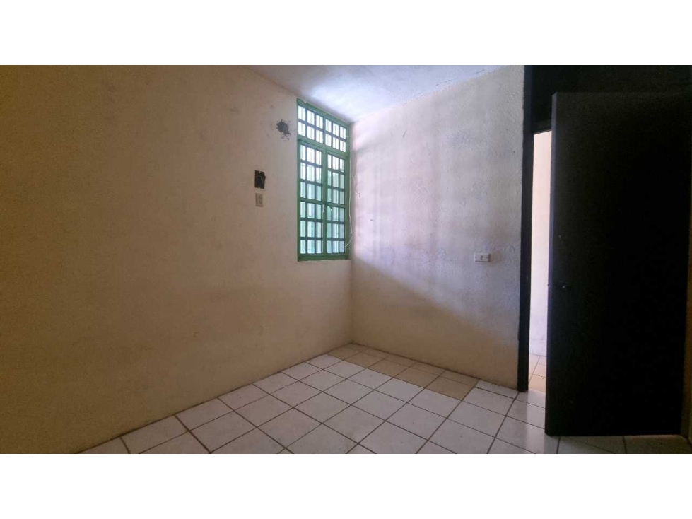 Casa en Venta Col. Jose. E. DE Cárdenas - 5