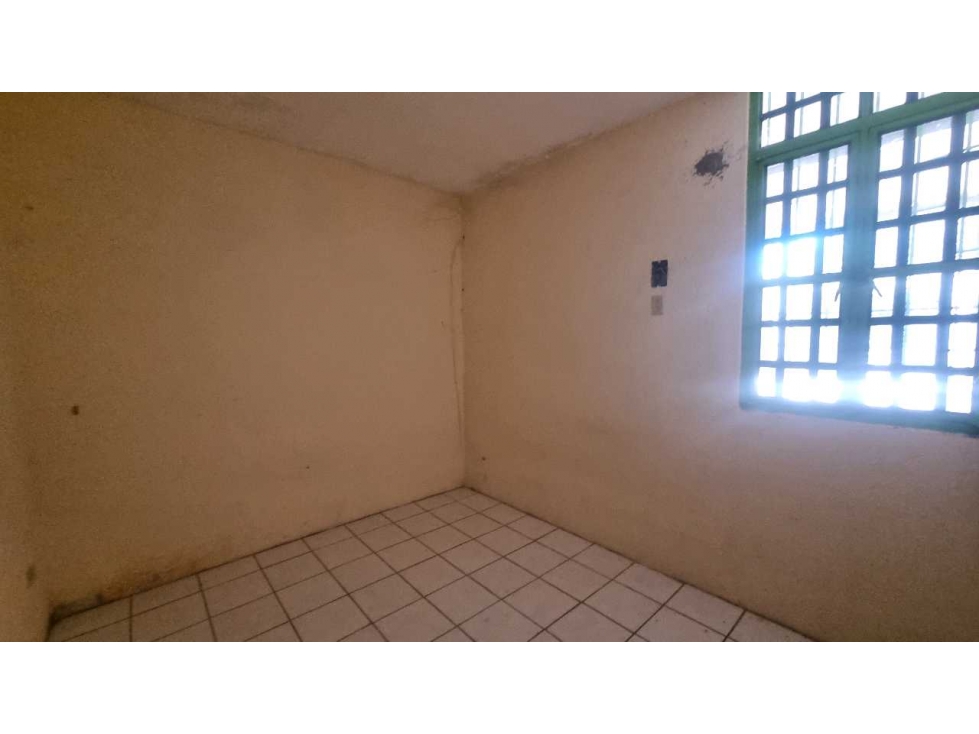 Casa en Venta Col. Jose. E. DE Cárdenas - 6